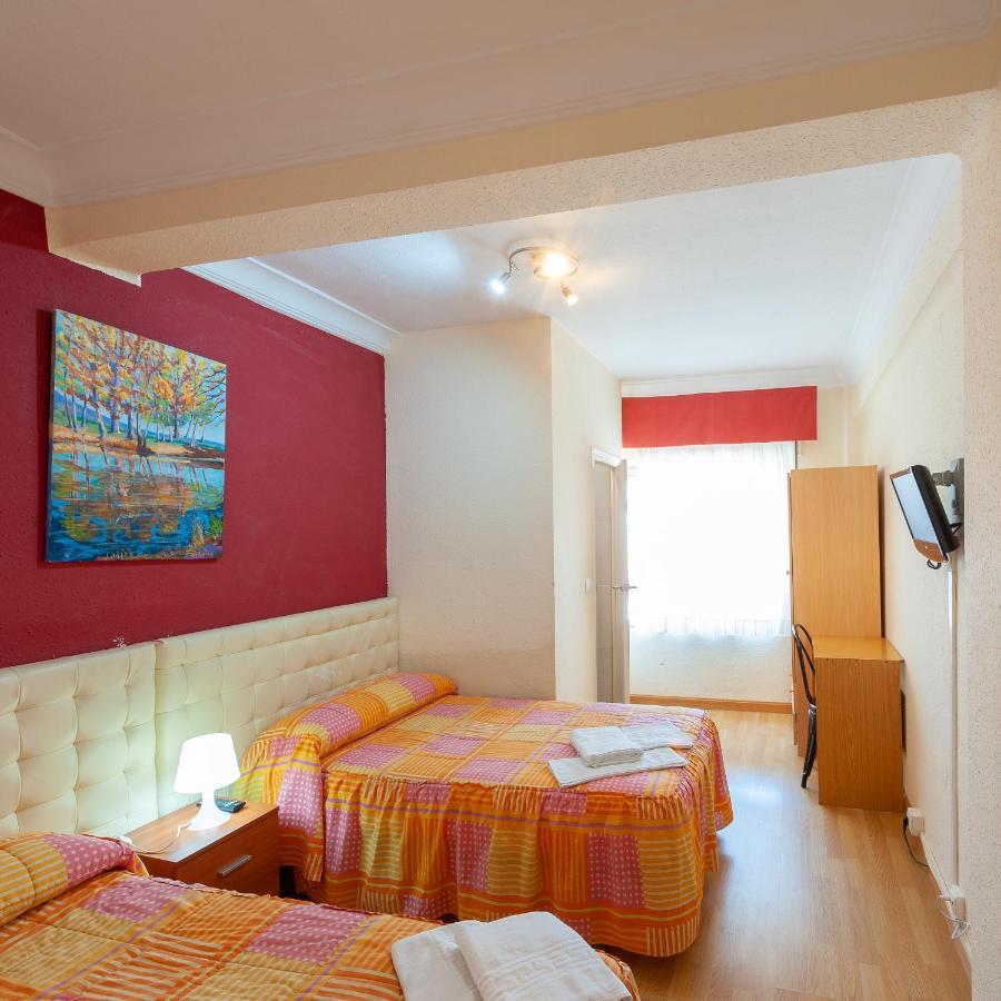 Hostal Manjon Burgo Esterno foto